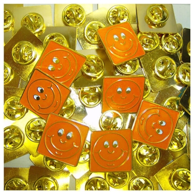 Enamel Smile Badge - Orange - 20mm