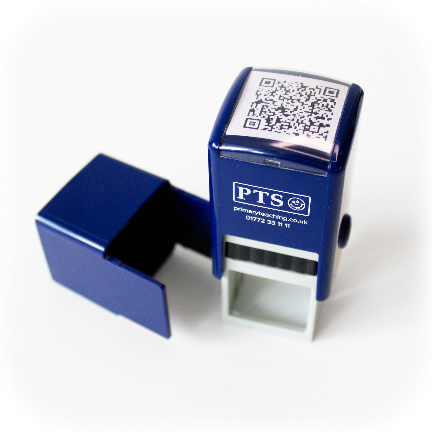 Close-up of a black personalised QR code stamper with removable cap and custom QR code displayed on the top.