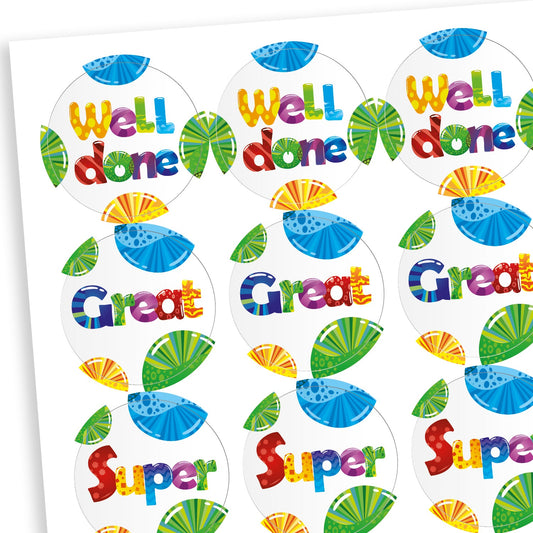 A sheet of 25mm circular stickers with bubblegum scent.  Featuring semi circles surrounding the phrase 'Well done'. 
