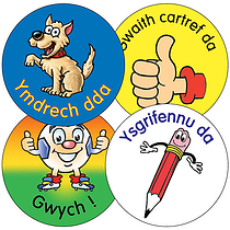 35 Welsh Phrase Character Stickers - 37mm